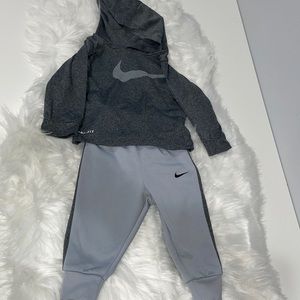 12M Nike set. Like new